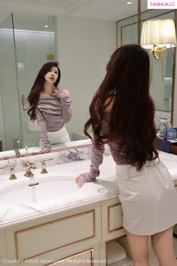 [XiuRen]高清写真图 2023.05.12 No.6728 玉兔miki 短裙美腿